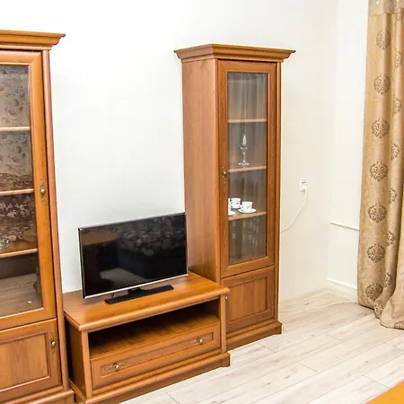 Nezavisimosti 22 Apartament *