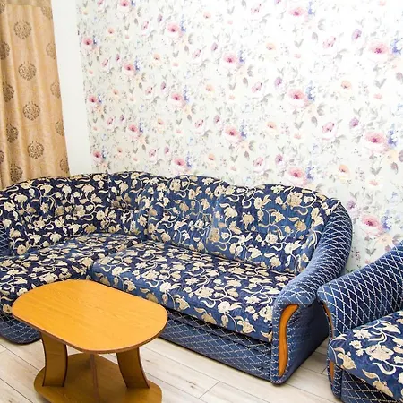 Apartament Nezavisimosti 22 *
